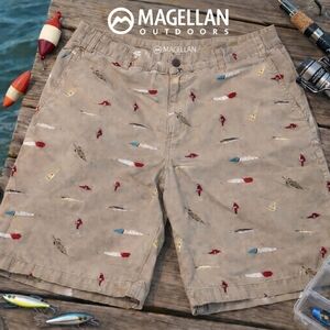 Magellan Outdoors Fishing Lure Print Khaki  Shorts Size 33